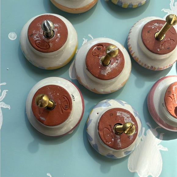 MACKENZIE CHILDS KNOBS - Picture 15 of 16